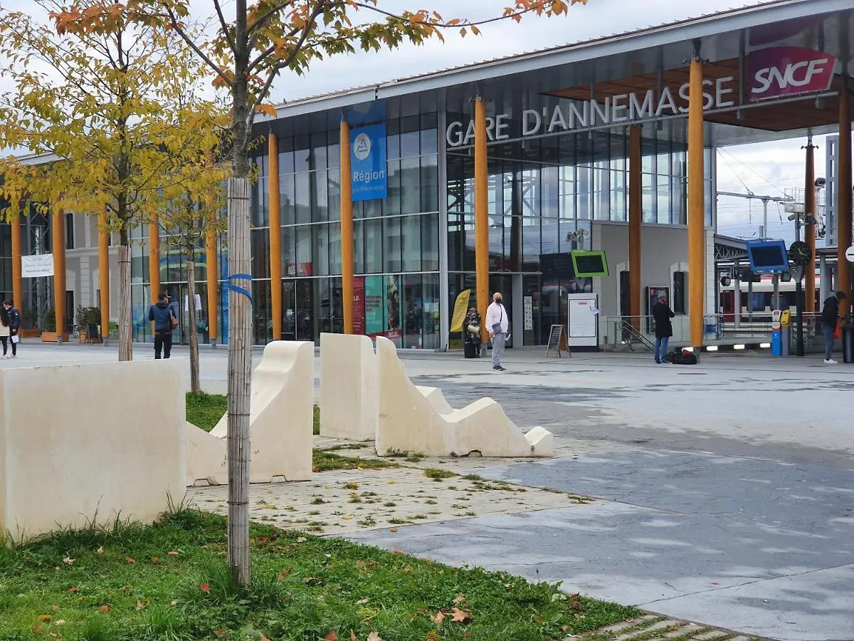 Apart 5 Personnes, 1Min Gare D'Annemasse, Geneve 5Km צרפת