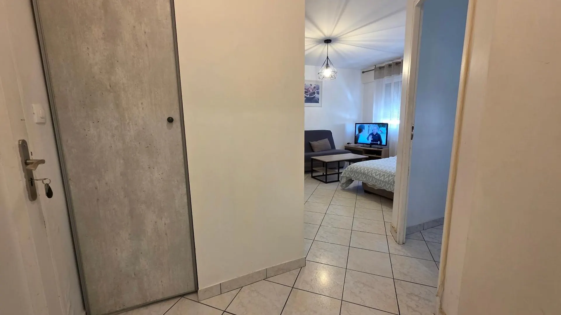 דירה Apart 5 Personnes, 1Min Gare D'Annemasse, Geneve 5Km צרפת
