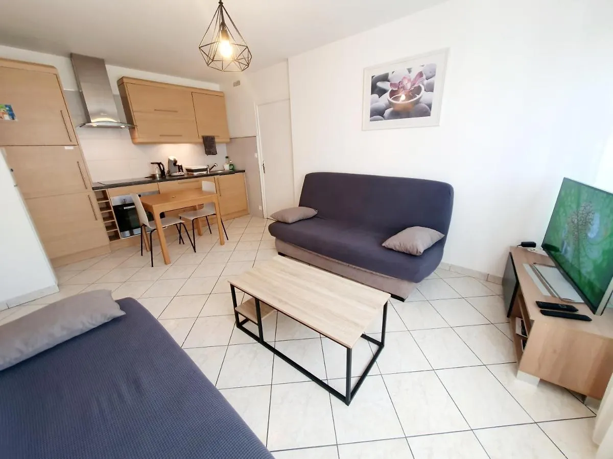 Apart 5 Personnes, 1Min Gare D'Annemasse, Geneve 5Km 0*, Annemasse